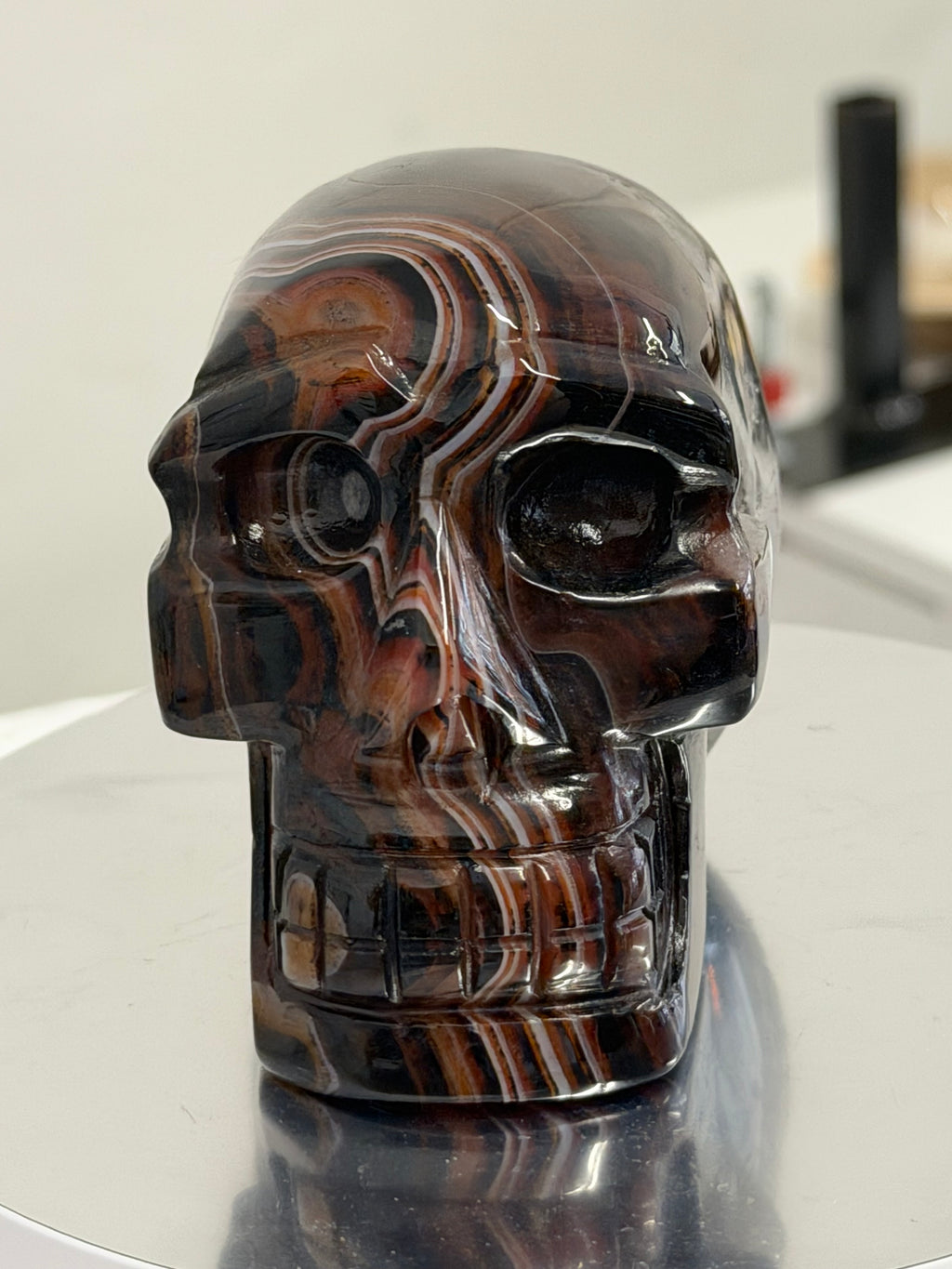 Sardonyx skull