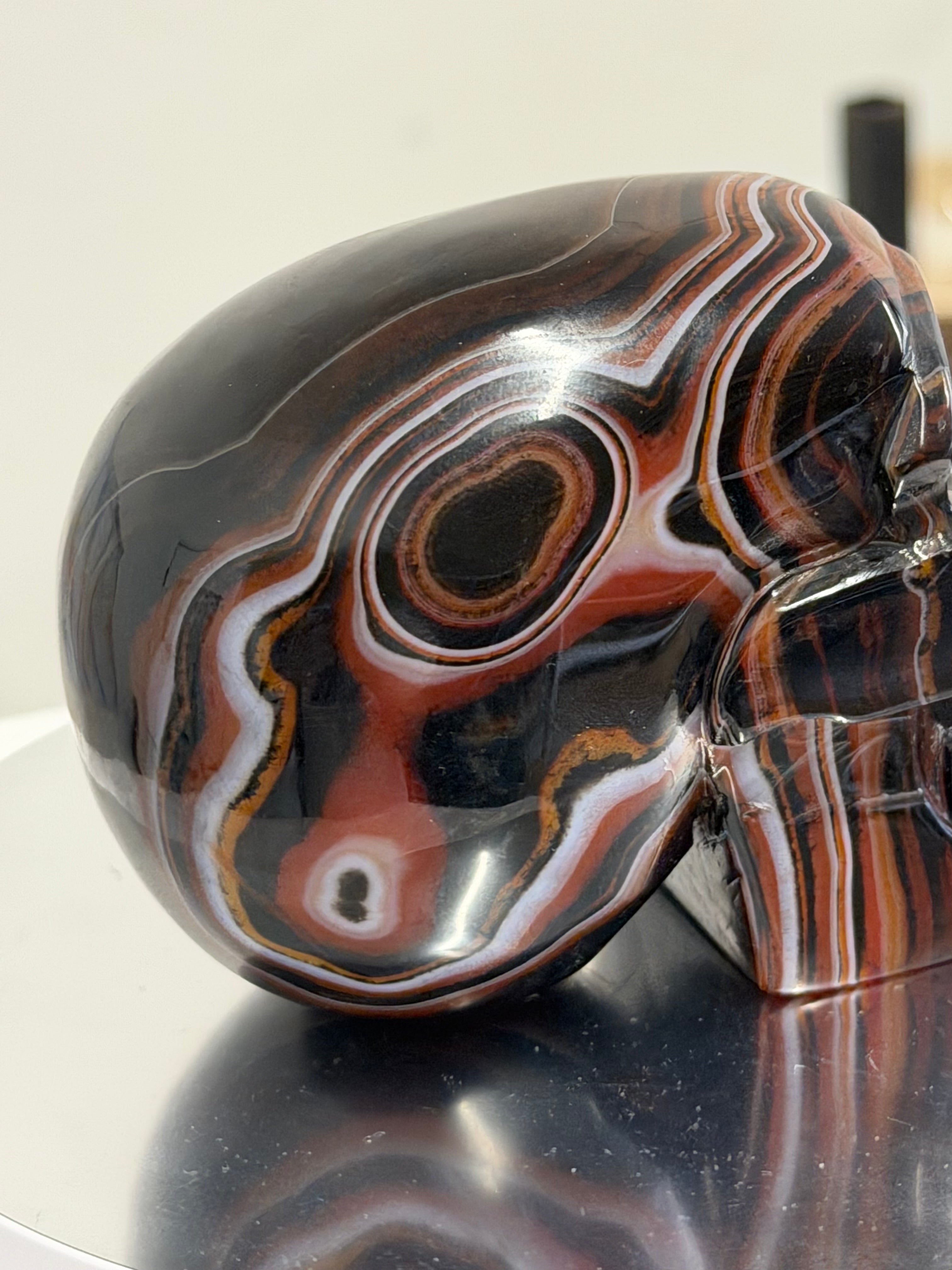Sardonyx skull